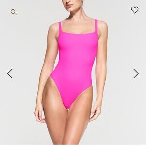 Skims fits everyone bodysuit